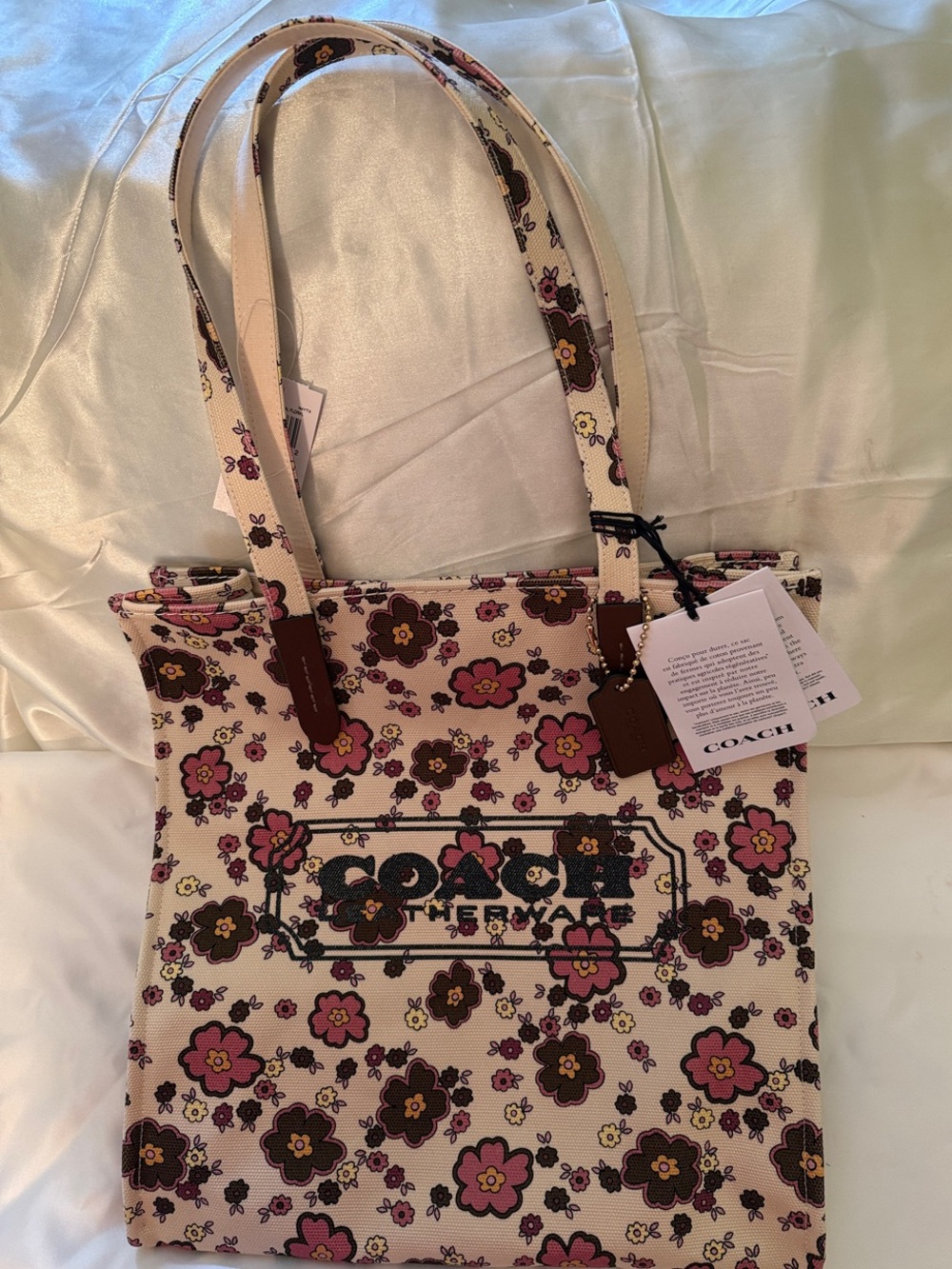 🌸Coach NWT Tropical Floral Print Canvas Tote Bag - Picture 3 of 8